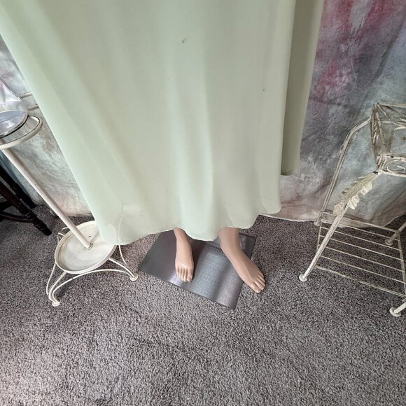 ๐David's Bridal Lace Beaded Chiffon Full Skirt Prom -Cocktail Bridesmaid Dress - Picture 5 of 16